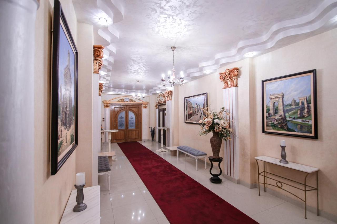 Hotel Royal Craiova Exterior foto